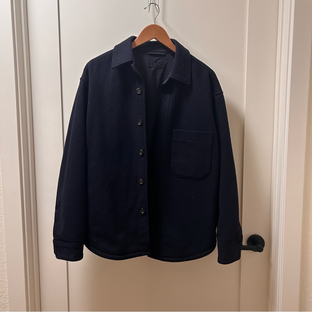 GUC Uniqlo warm button up jacket over shirt navy blue classic unisex